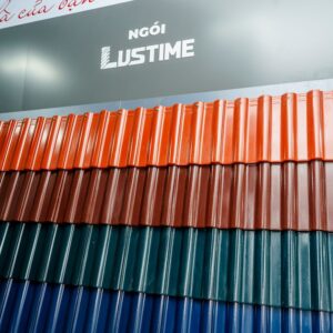 Alternative view of Ngói Tráng Men