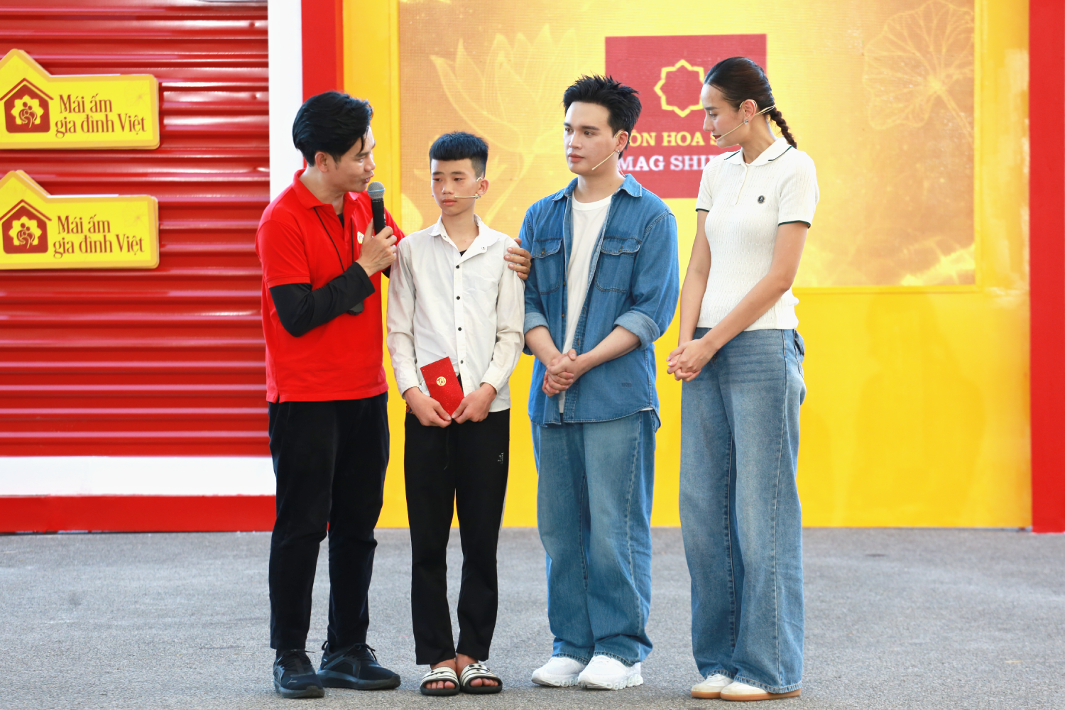 Dù cuộc sống còn nhiều thiếu thốn, Tiến Anh vẫn ấp ủ ước mơ theo đuổi ngành Công nghệ thông tin