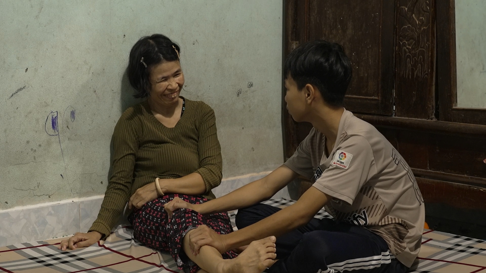 Với Phúc, chỉ cần mẹ bình an và được ở bên mẹ mỗi ngày đã là niềm hạnh phúc lớn lao